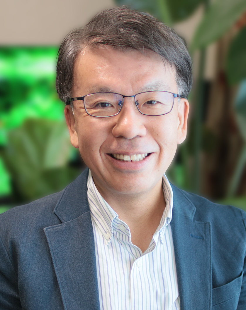 春名 由一郎 氏