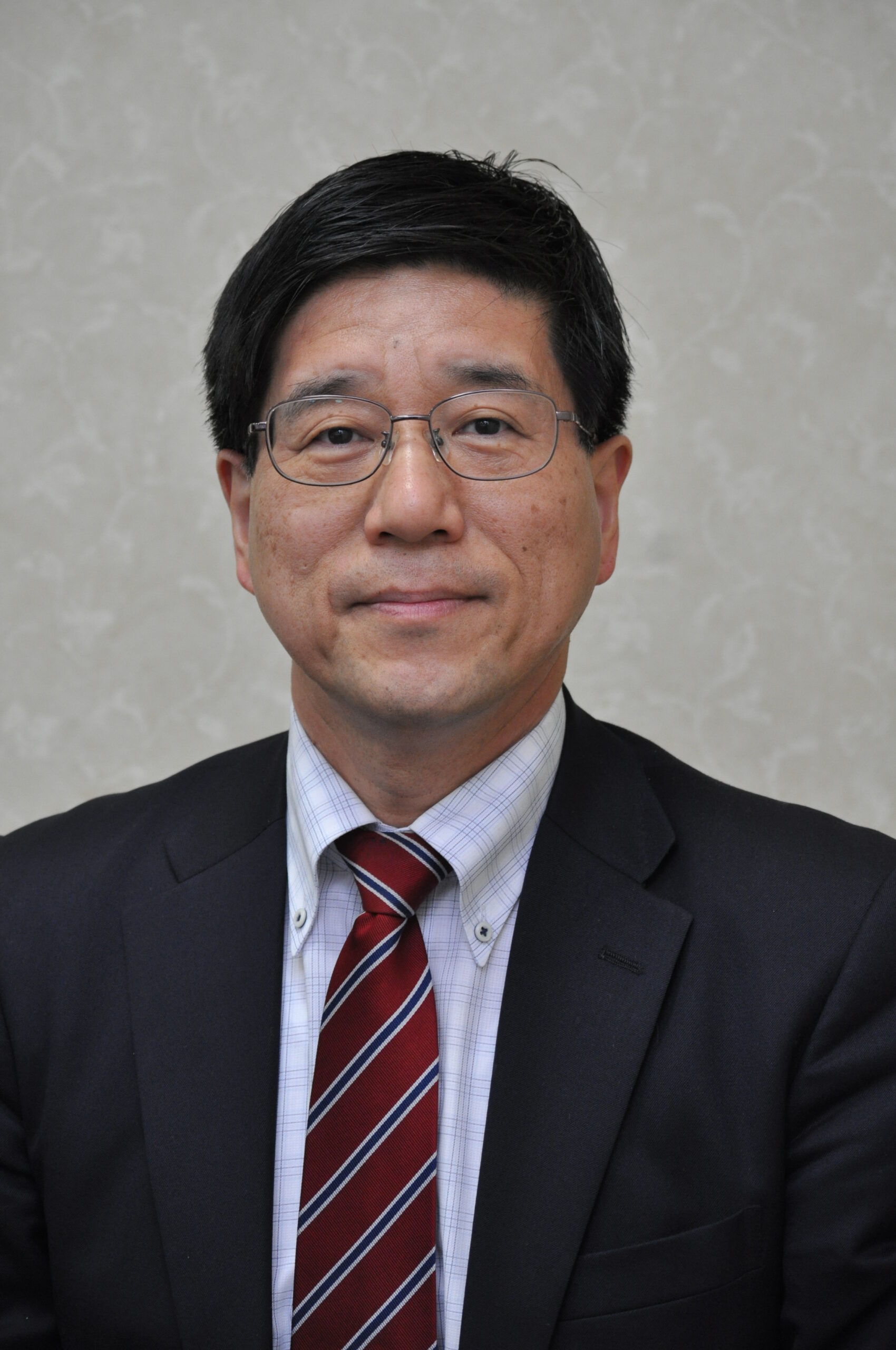 朝日 雅也 氏