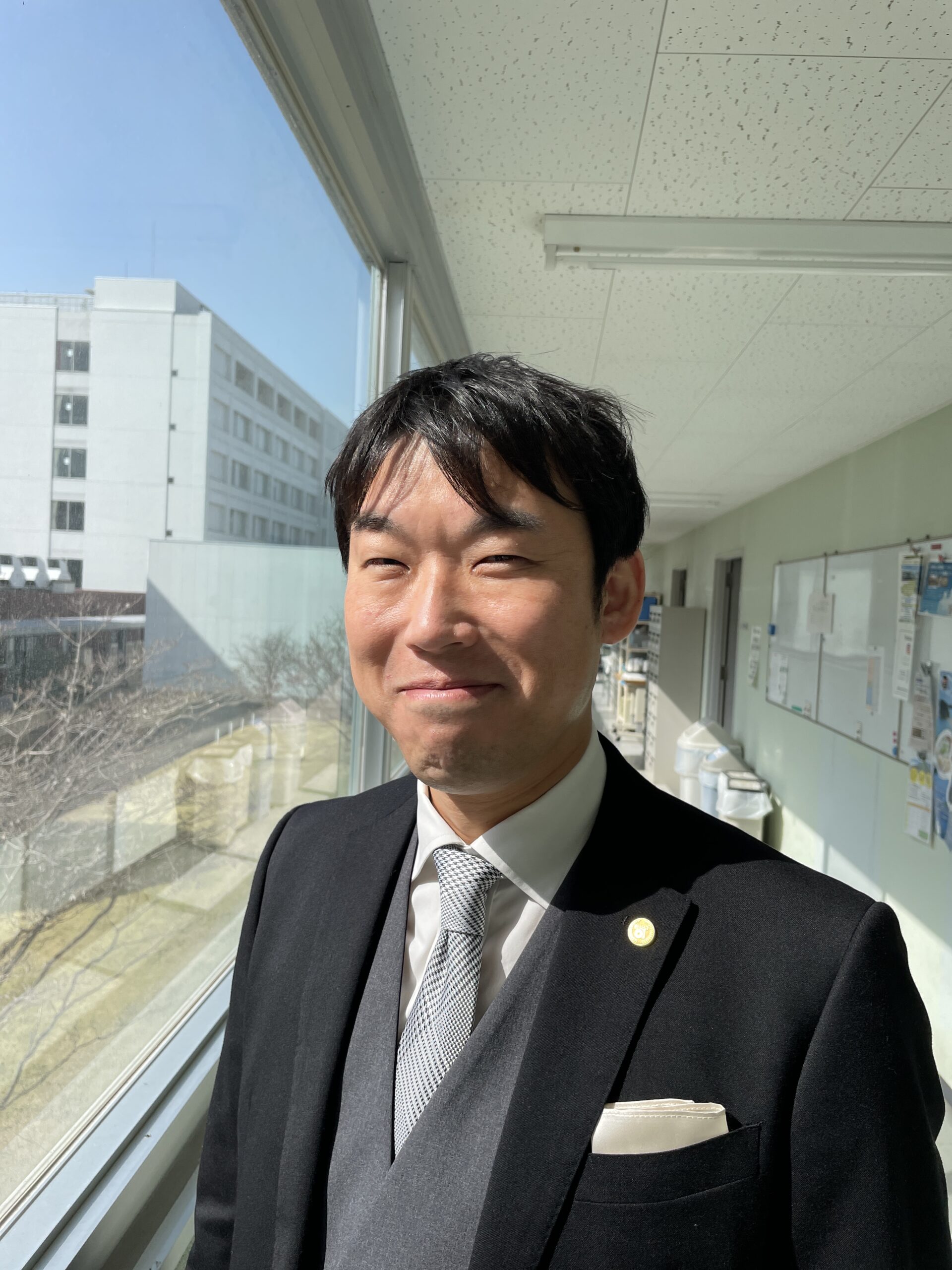 野﨑 智仁 氏